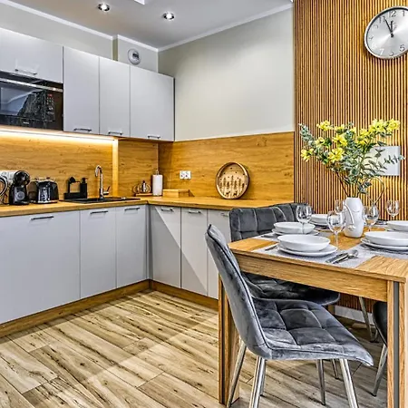 Mariental Boutique - Przy Wyciągu - By Royal Aparts *