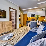 Mariental Boutique Ze Strefa - Przy Wyciagu - By Royal Aparts * Шклярска-Поремба