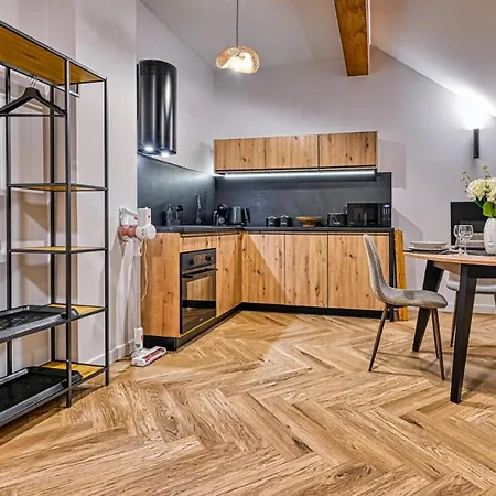 Apartmán Mariental Boutique Ze Strefa - Przy Wyciagu - By Royal Aparts Sklářská Poruba